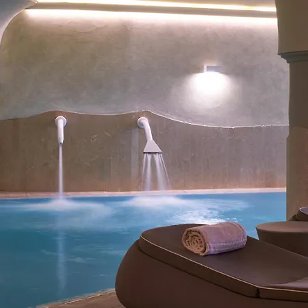 Almar Timi Ama & Hotel 5*