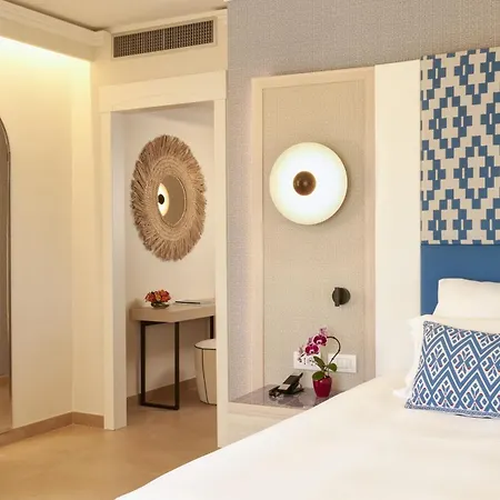 ホテル Almar Timi Ama