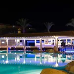 Almar Timi Ama & 5*