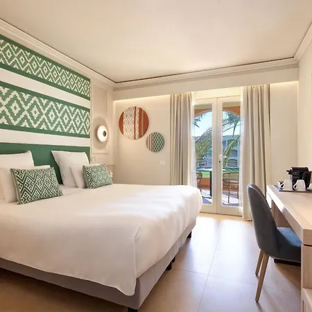 Готель Almar Timi Ama