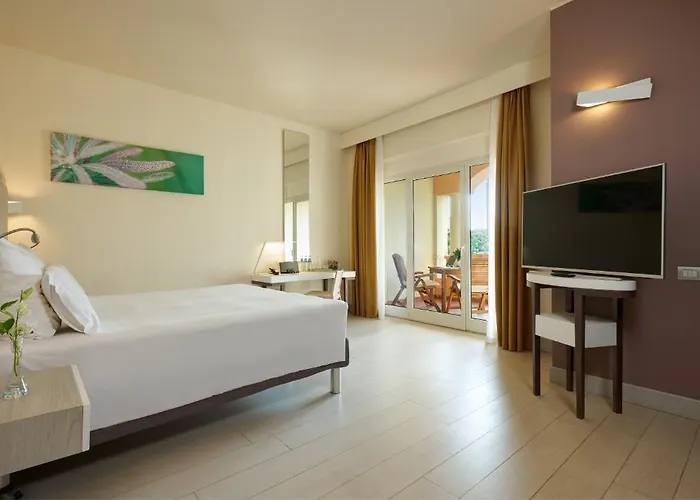 Hotel Almar Timi Ama & 5*
